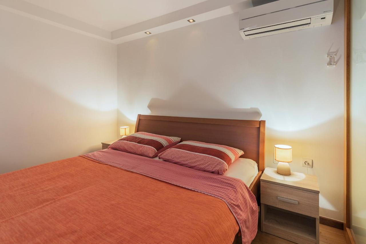 פולה Apartments Villa Lungomare מראה חיצוני תמונה